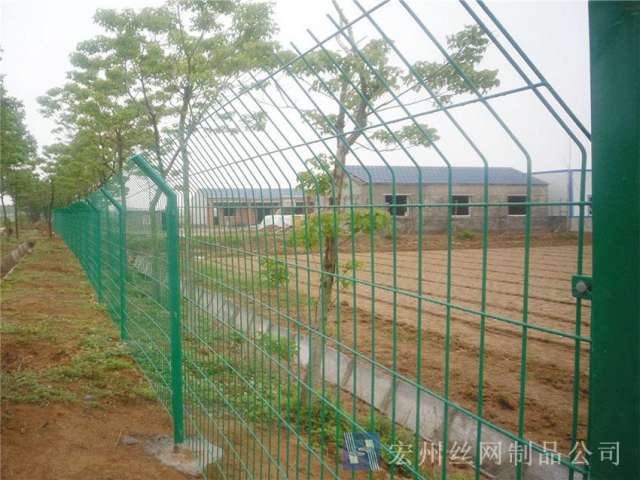 公路護(hù)欄網(wǎng)--08